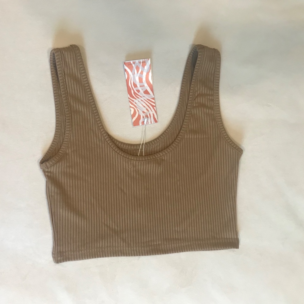 ROMWE Button Front Tank Top - Picture 4 of 5